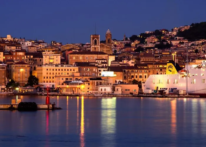 Il Balcone Sul Corso * Ancona