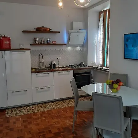 Ferienhaus Il Balcone Sul Corso Ancona